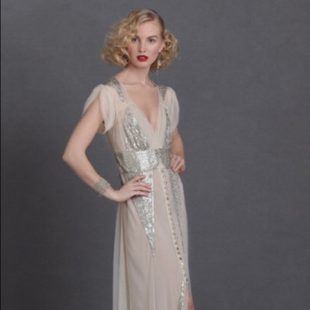 Anna Sui Aiguille Sequined Mesh Gown